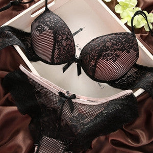 Sexy Underwear Women Bra Set Lingerie Set Luxurious Vintage Lace Embroidery Push Up Bra And Panty Set